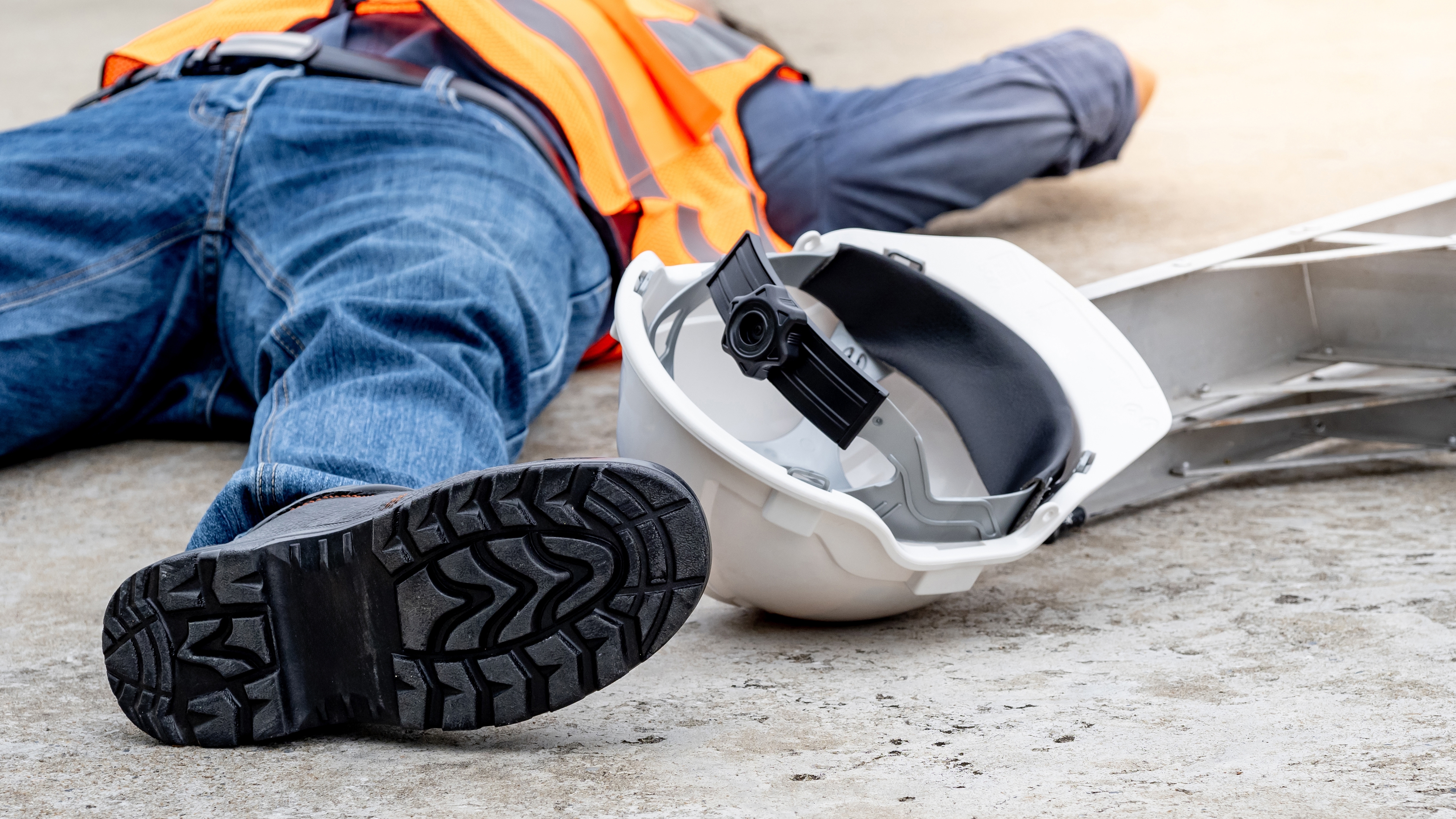 Should I Hire a Construction Accident Attorney